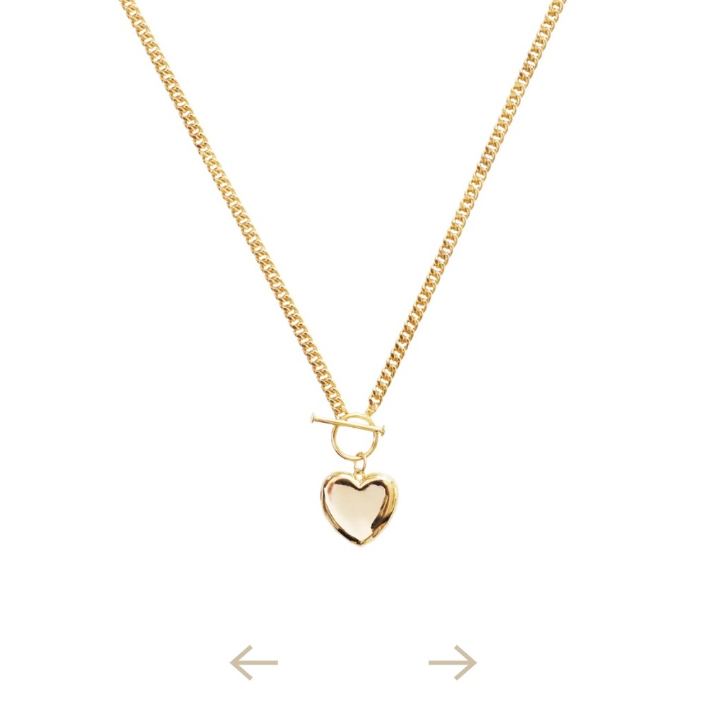 Timeless Gold Heart Locket - Tory Wesner/ Fraiche Living Collection